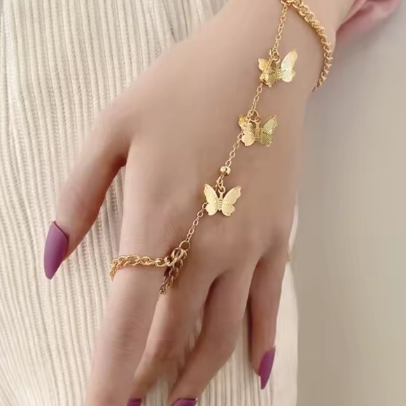 Shahmaran Gold Butterfly Charm Bracelet ring 
New trend - Picture 3 of 12